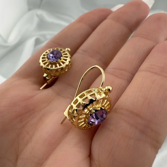 Vintage Gold Amethyst Earrings – Purple Crystal Drop – Retro Elegant Style - Picture 5 of 6